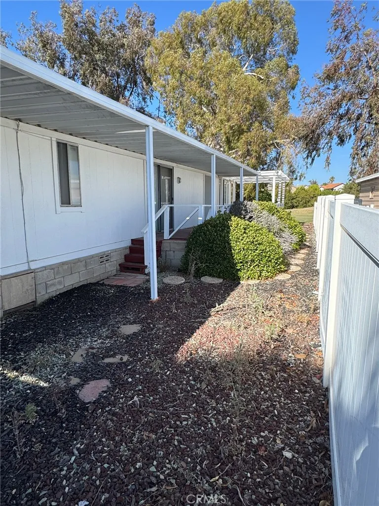 38310 Camino Cinife Murrieta, CA 92563