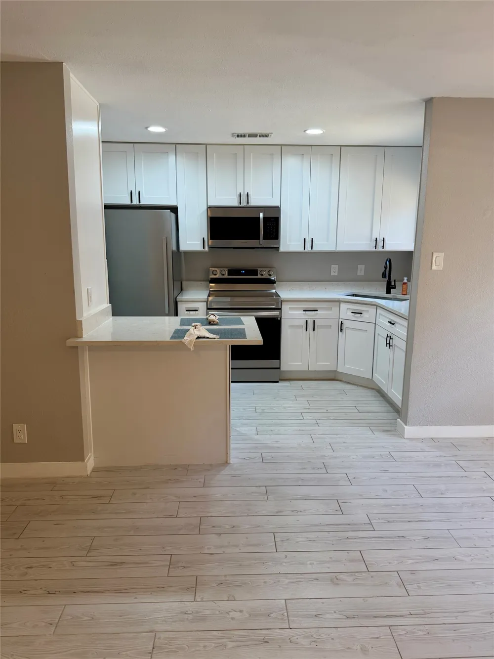 1108 Harwell Drive #1711 Arlington, TX 76011