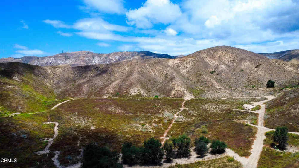 6947 Solano Verde Drive Somis, CA 93066
