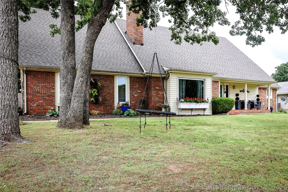 18 Dove Tree Wewoka, OK 74884