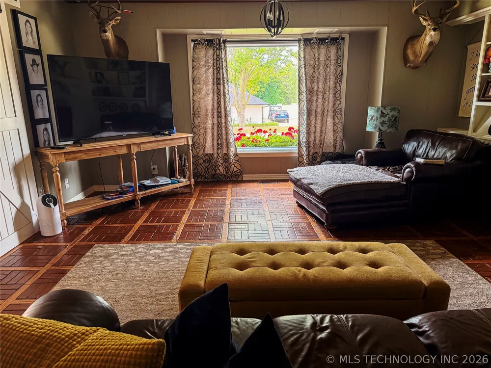 18 Dove Tree Wewoka, OK 74884