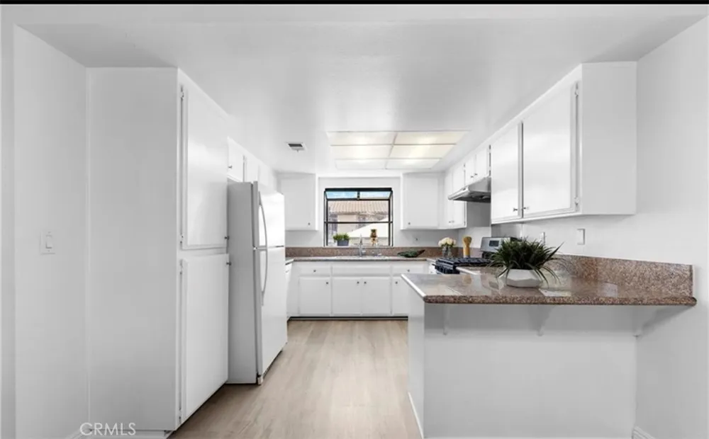 321 Lincoln #B Monterey Park, CA 91755