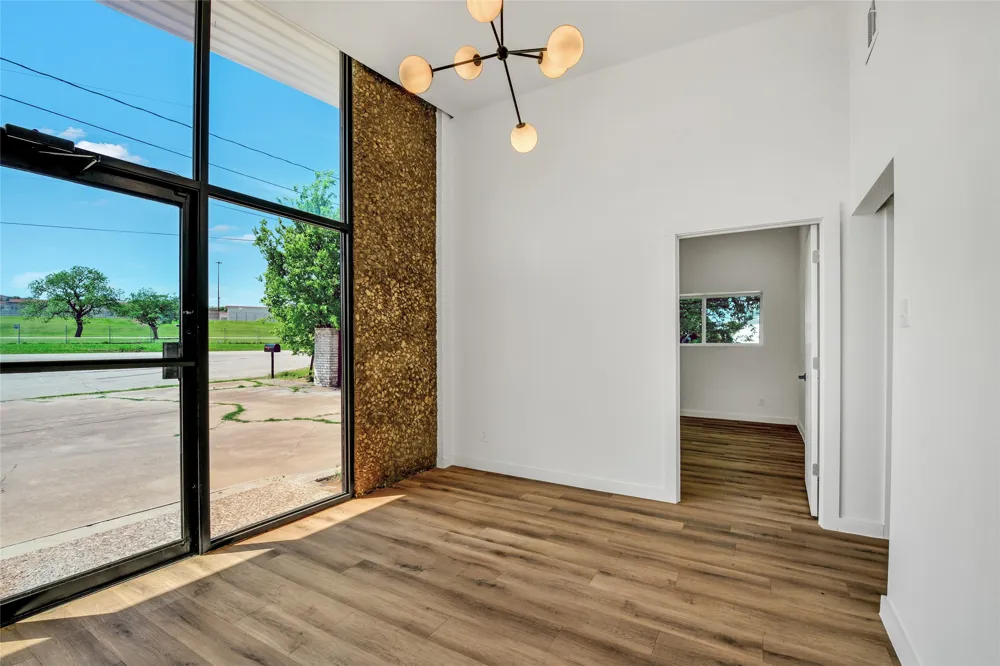3115 Sabine Street Forest Hill, TX 76119