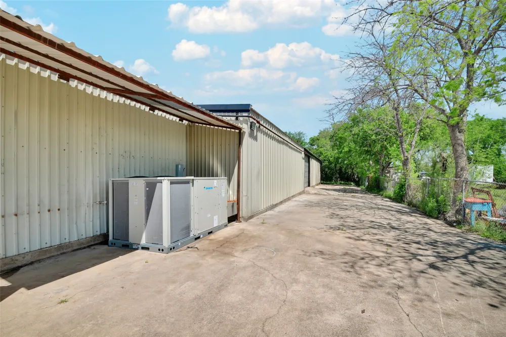 3115 Sabine Street Forest Hill, TX 76119