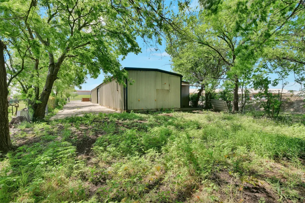3115 Sabine Street Forest Hill, TX 76119