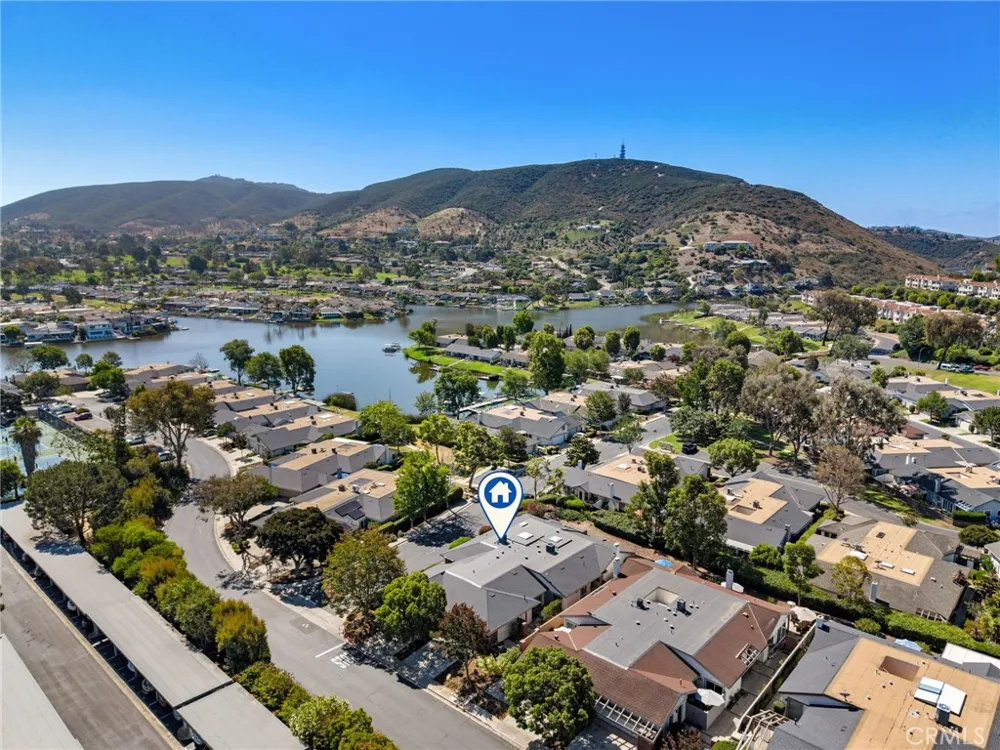 1210 Camino Del Lago San Marcos, CA 92078