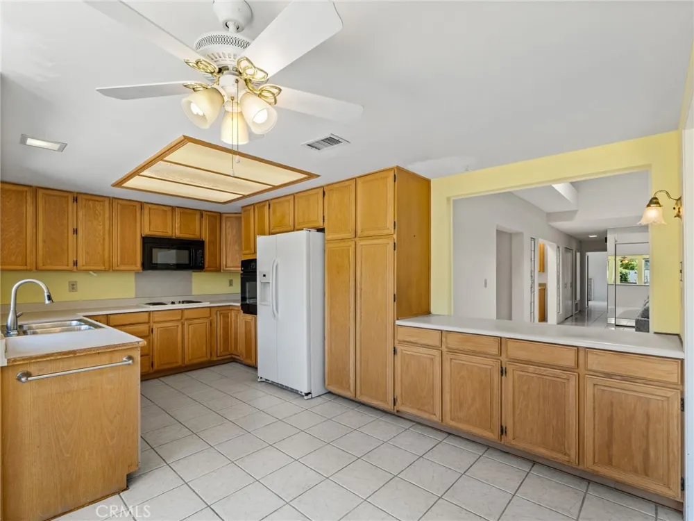 1210 Camino Del Lago San Marcos, CA 92078