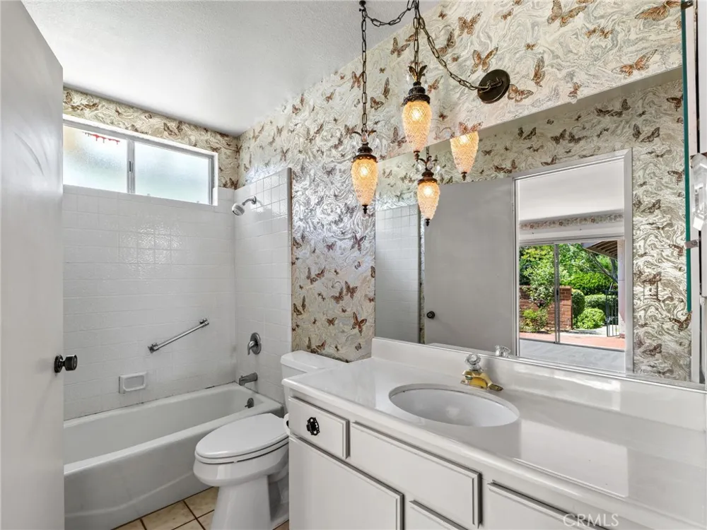 1210 Camino Del Lago San Marcos, CA 92078
