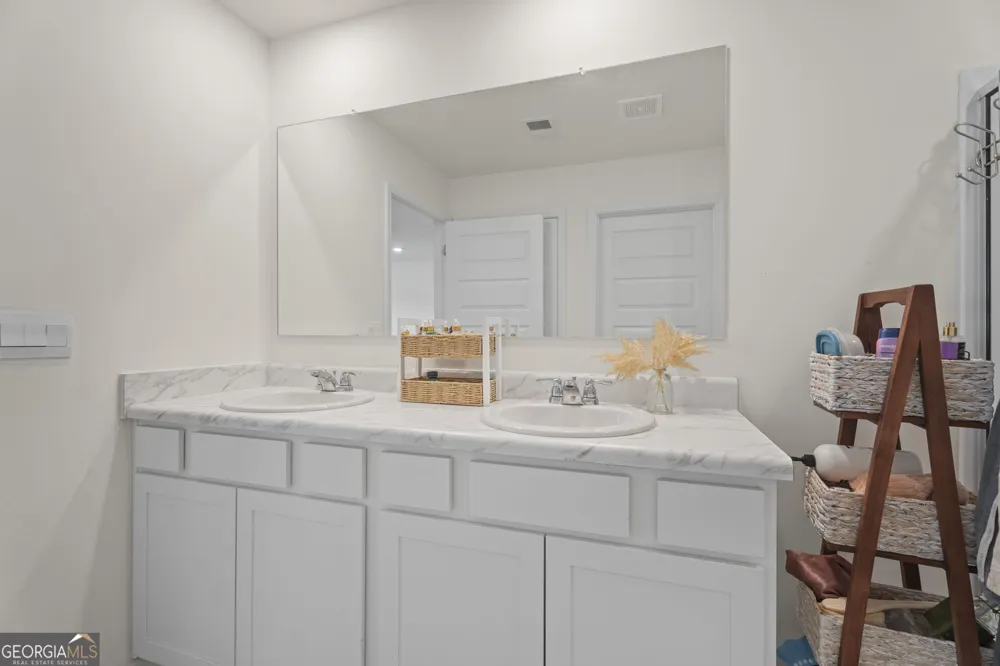 249 Friendship Oak WAY Hampton, GA 30228
