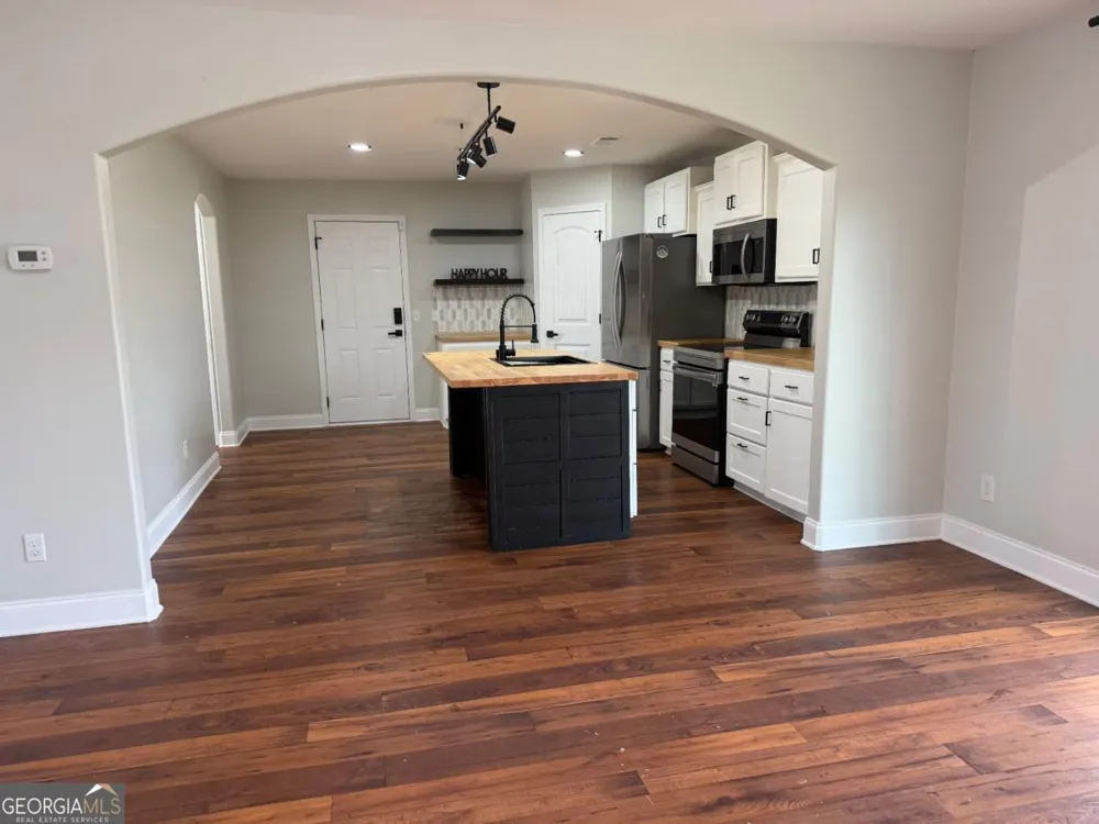 35 Ben Grady DR Ellabell, GA 31308