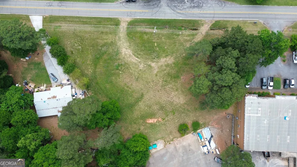 235 Cleveland RD Bogart, GA 30622