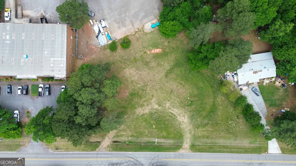 235 Cleveland RD Bogart, GA 30622