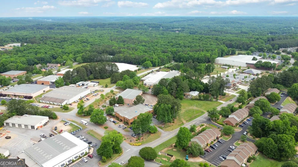 235 Cleveland RD Bogart, GA 30622