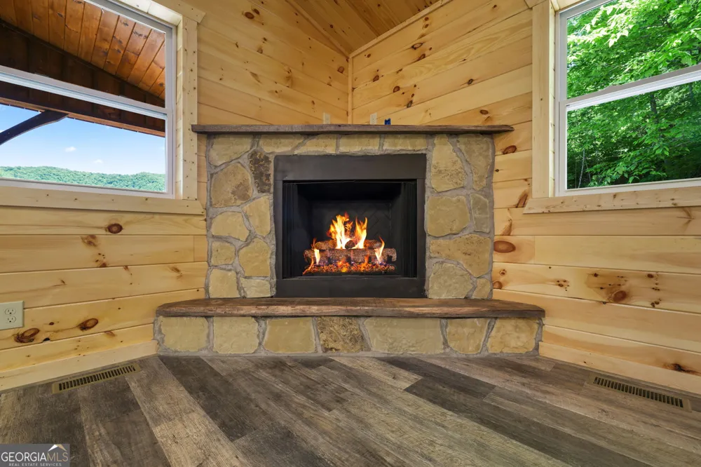 108 Olds Mountain Peak Rabun Gap, GA 30568