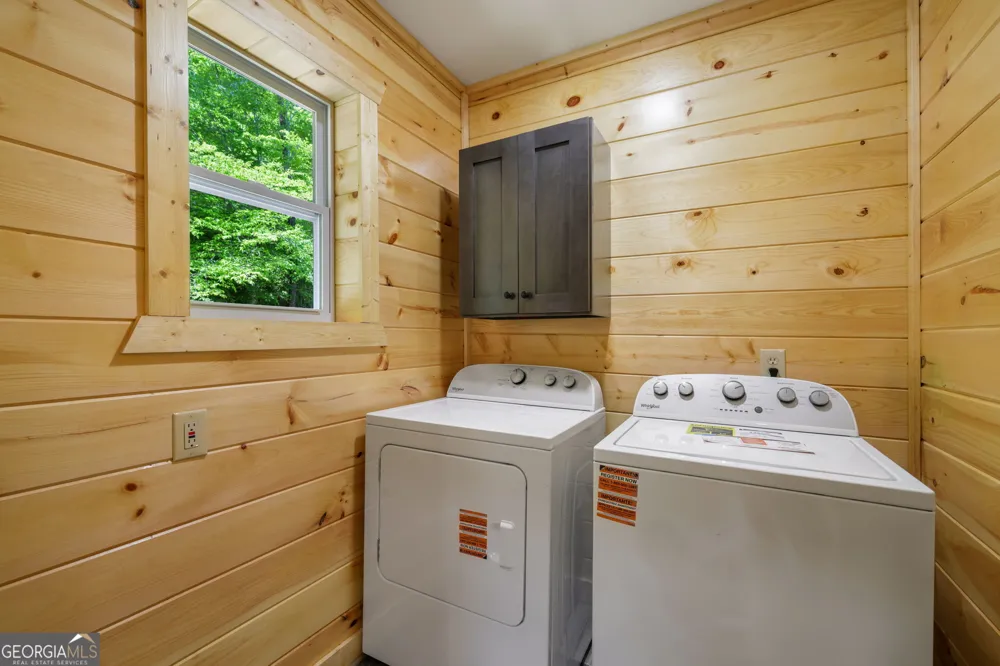 108 Olds Mountain Peak Rabun Gap, GA 30568
