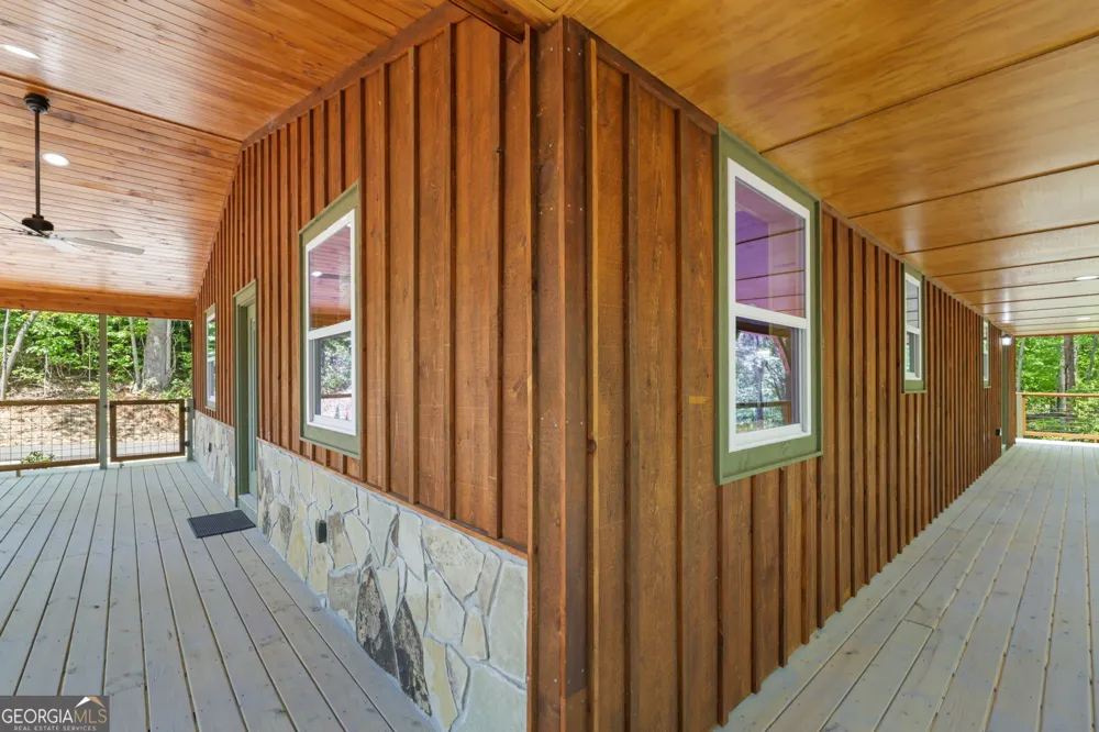 108 Olds Mountain Peak Rabun Gap, GA 30568