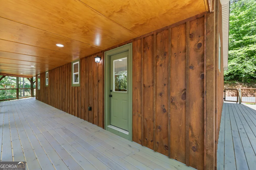 108 Olds Mountain Peak Rabun Gap, GA 30568