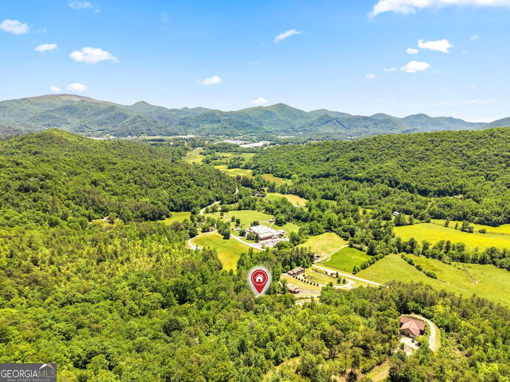 108 Olds Mountain Peak Rabun Gap, GA 30568