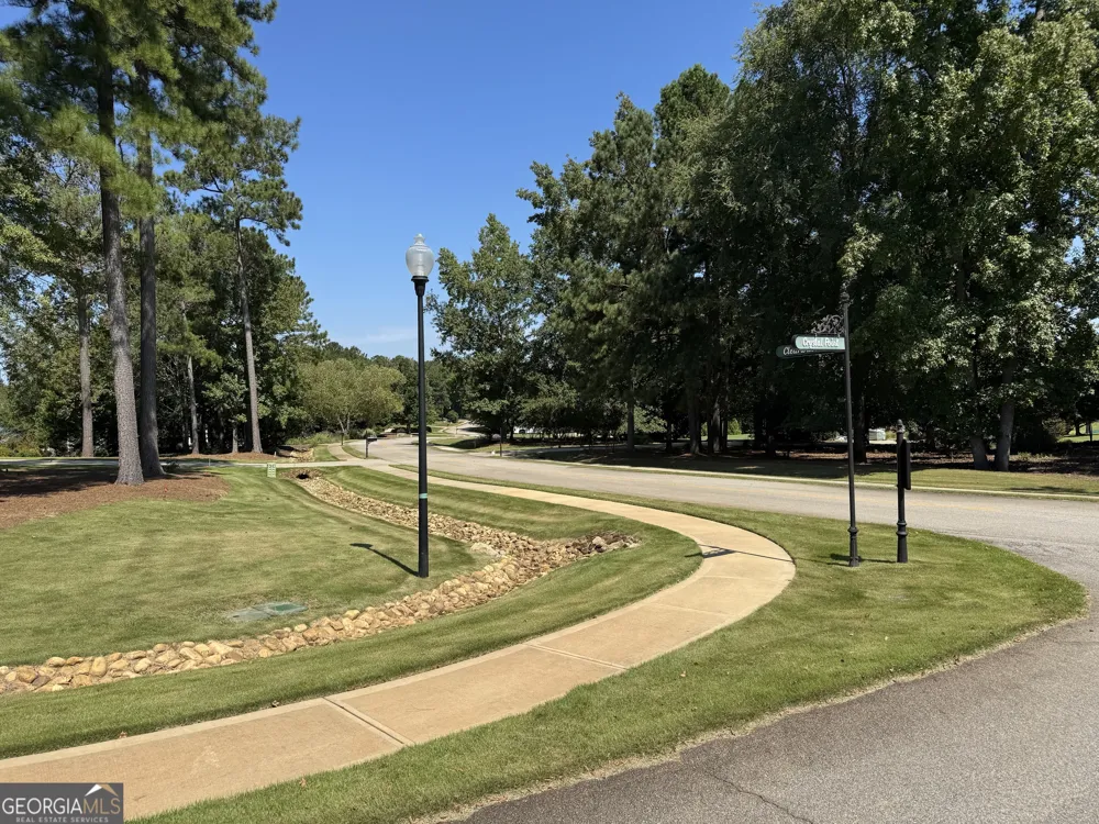 2010 Clearwater DR White Plains, GA 30678