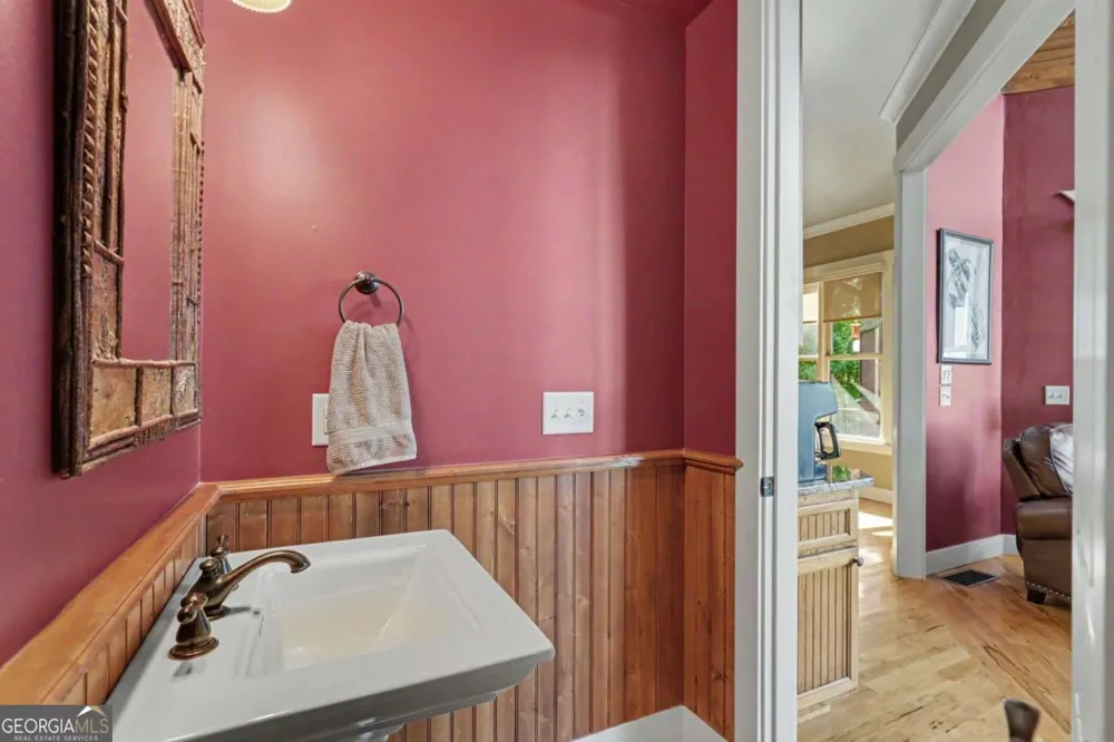 41 Elm CT Murphy, NC 28906