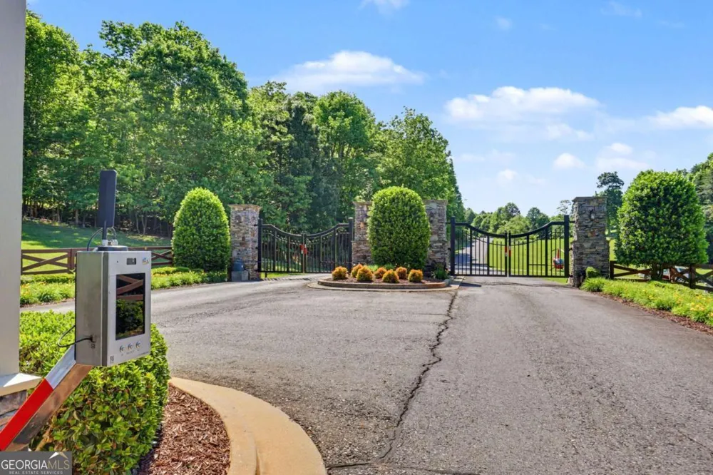41 Elm CT Murphy, NC 28906