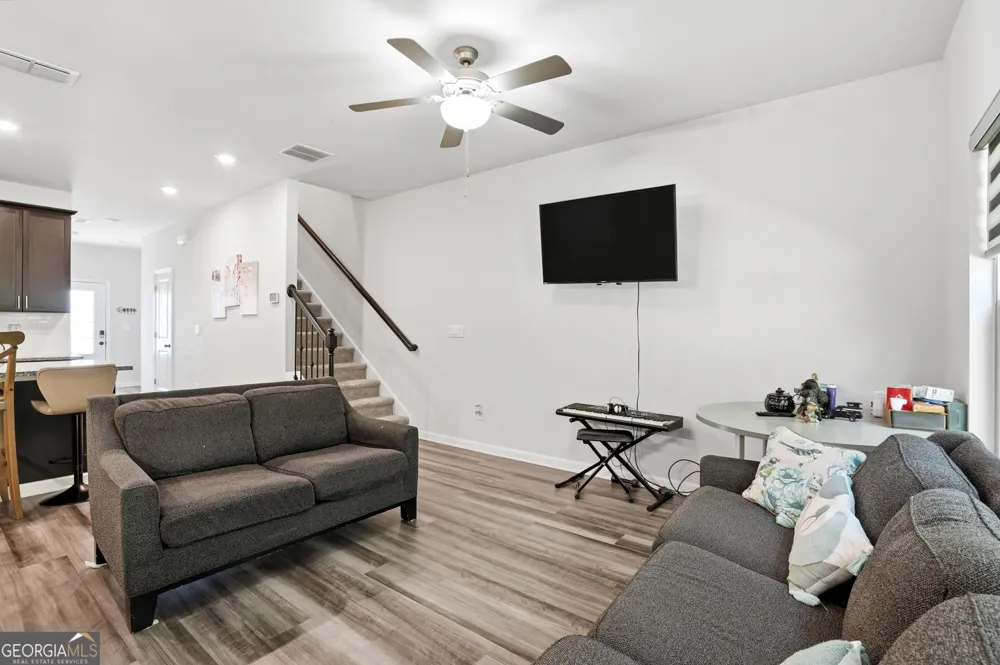 5652 Plain Field LN Lilburn, GA 30047