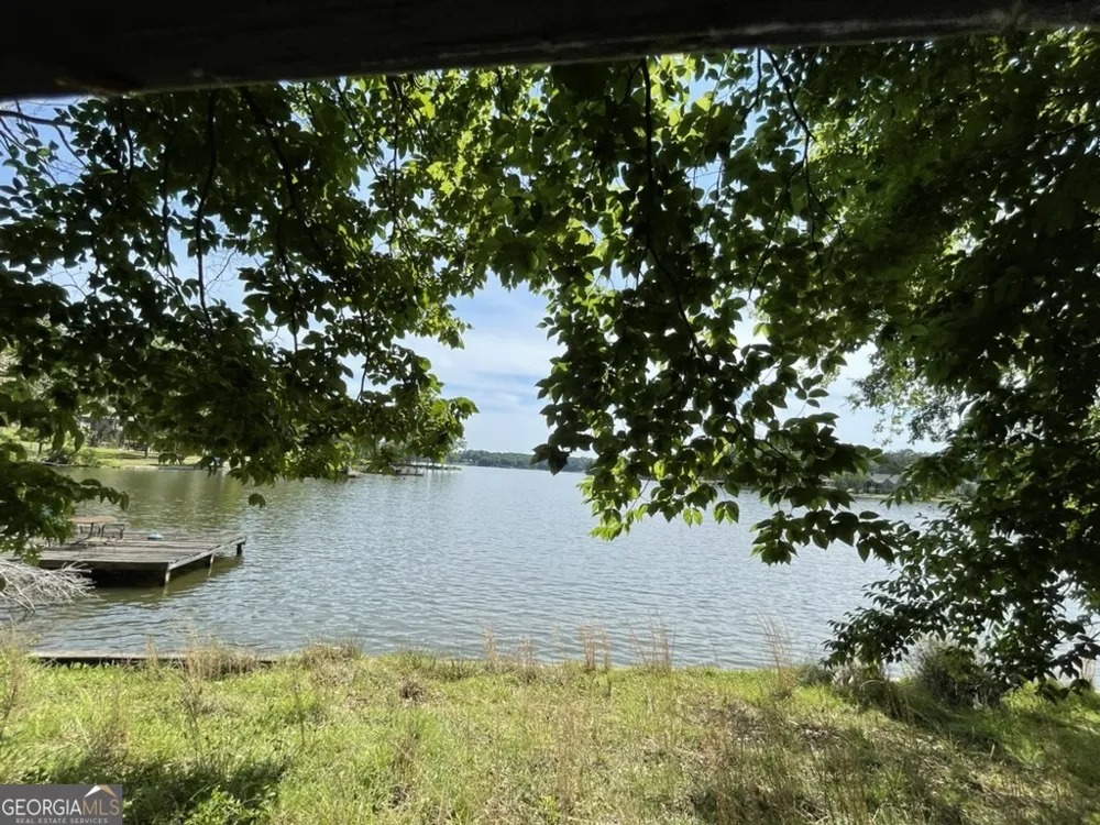 1973 Reids Ferry RD Buckhead, GA 30625