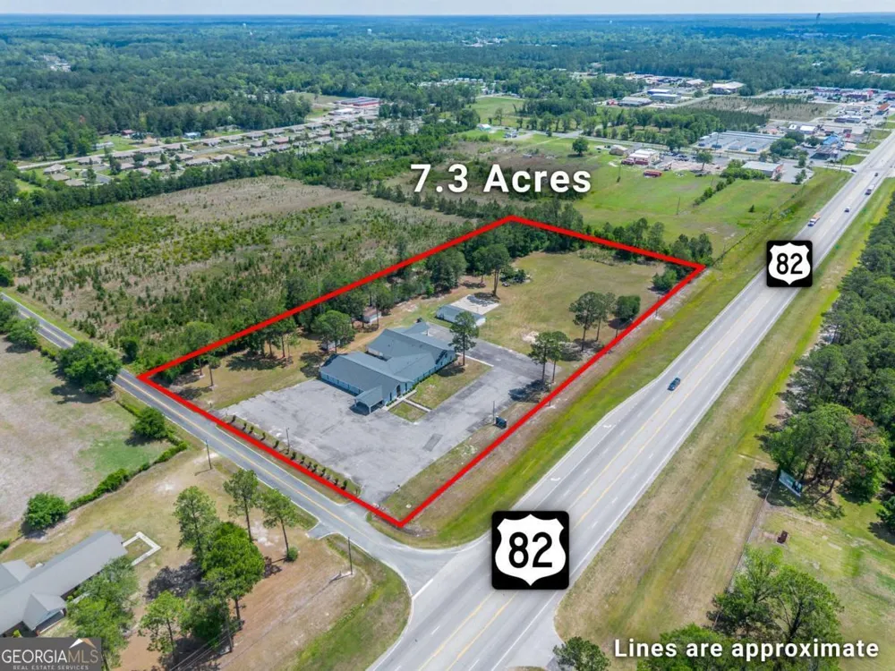 128 University BLVD Waycross, GA 31503