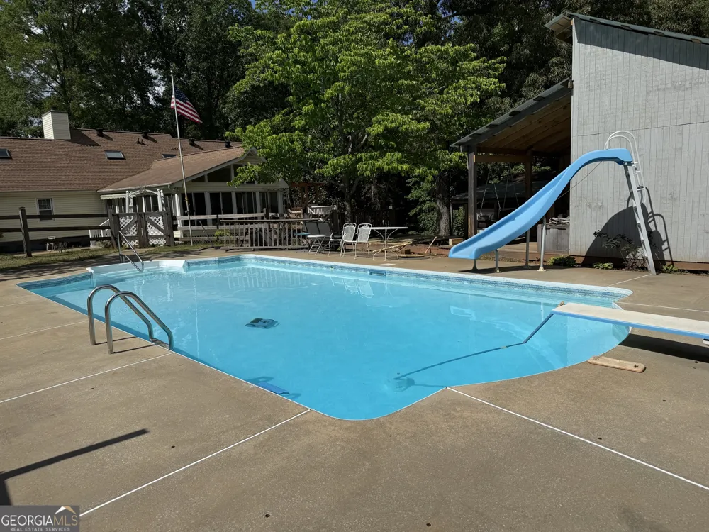 8405 Downs RD Winston, GA 30187