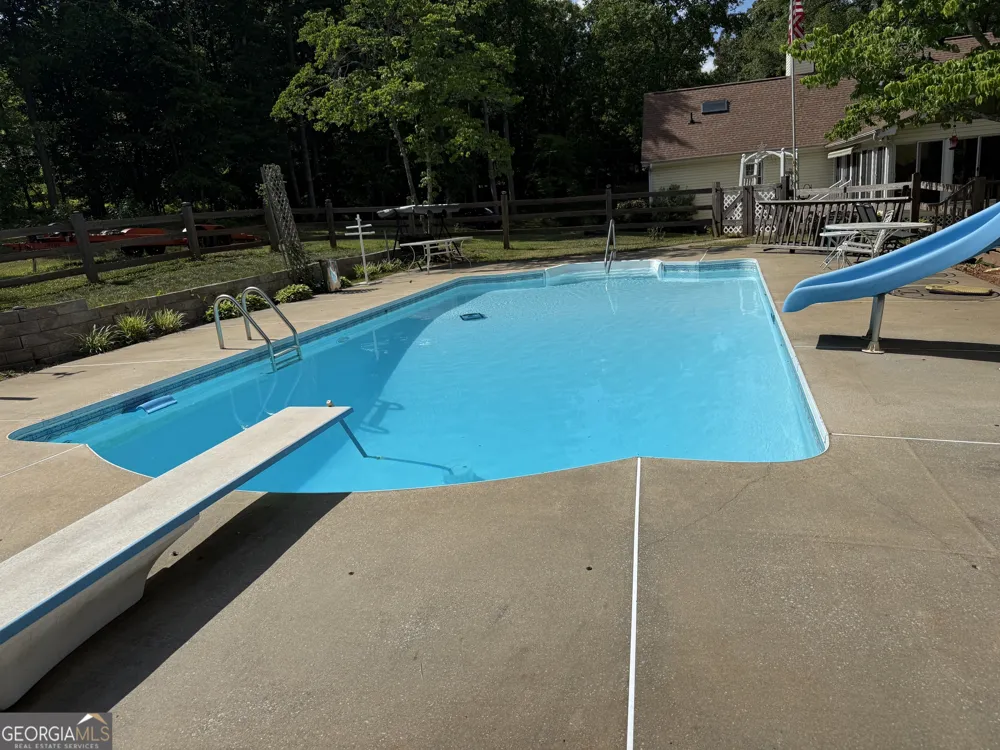 8405 Downs RD Winston, GA 30187
