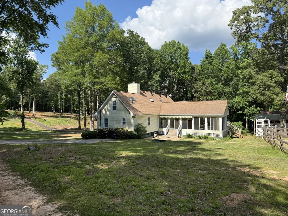 8405 Downs RD Winston, GA 30187