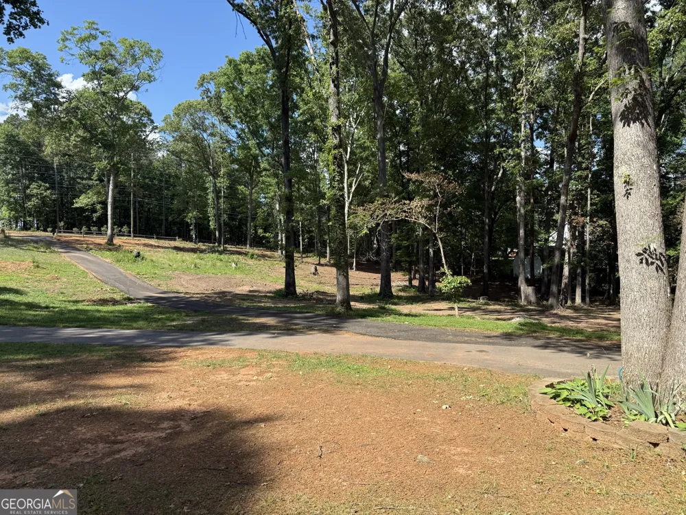 8405 Downs RD Winston, GA 30187