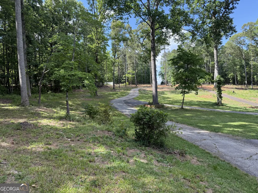 8405 Downs RD Winston, GA 30187