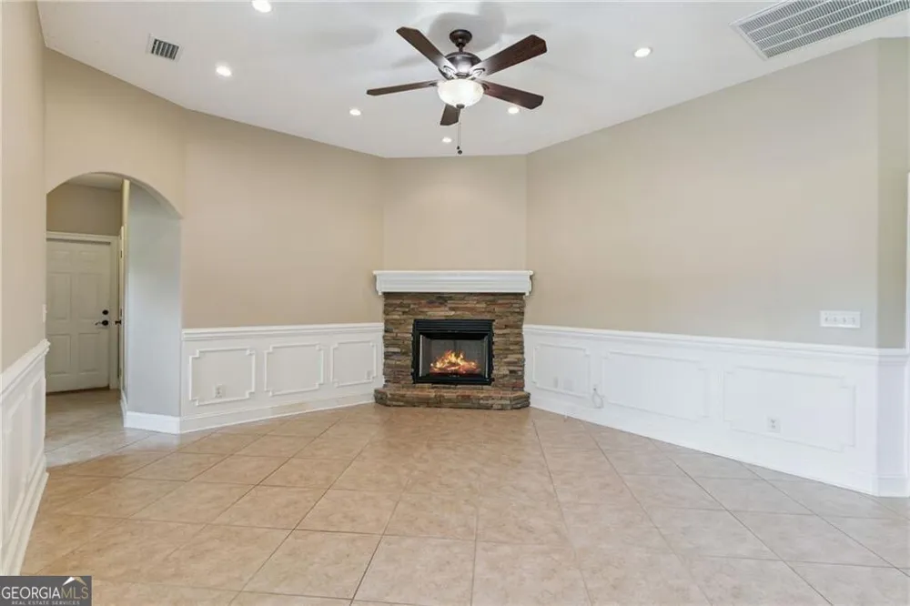 190 Lakes DR Brunswick, GA 31523