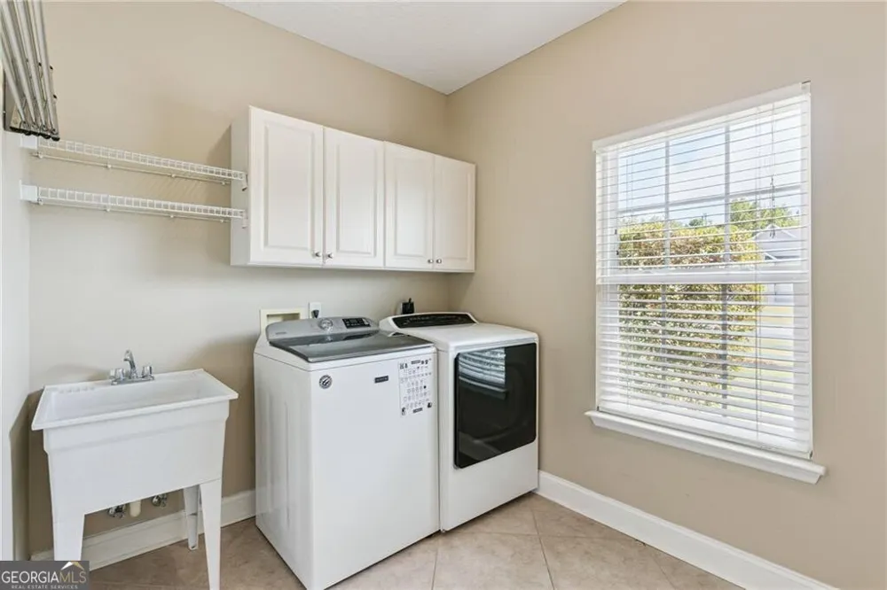 190 Lakes DR Brunswick, GA 31523