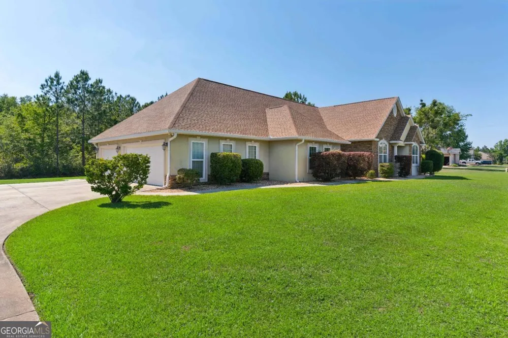 190 Lakes DR Brunswick, GA 31523
