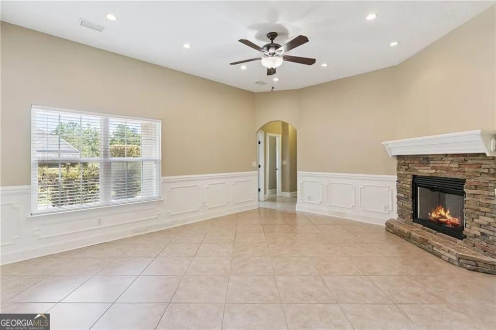 190 Lakes DR Brunswick, GA 31523
