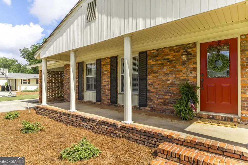 1431 Tucker RD Perry, GA 31069