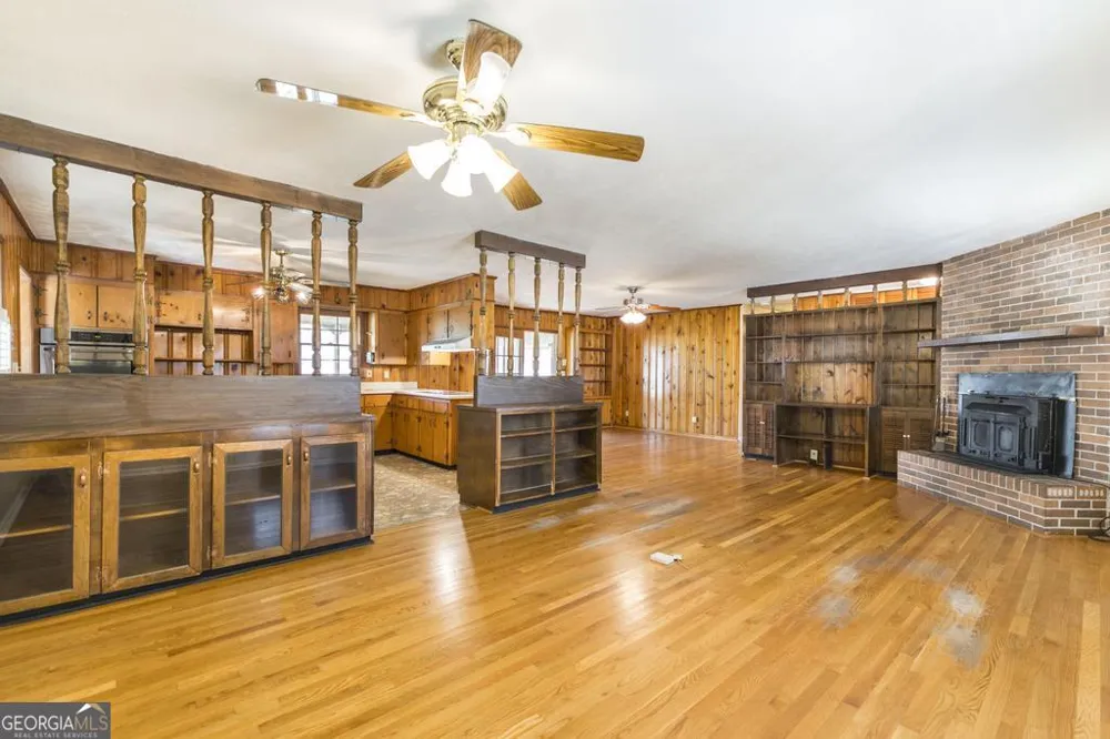 1431 Tucker RD Perry, GA 31069