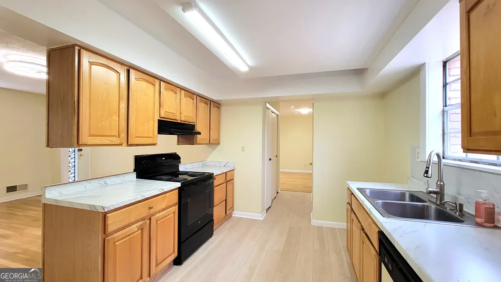 6418 Maddox RD Morrow, GA 30260