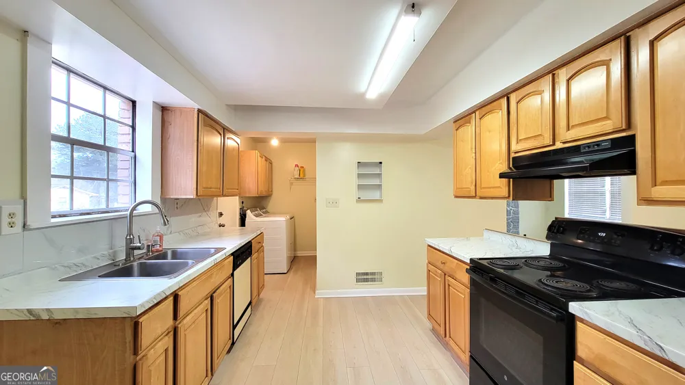 6418 Maddox RD Morrow, GA 30260