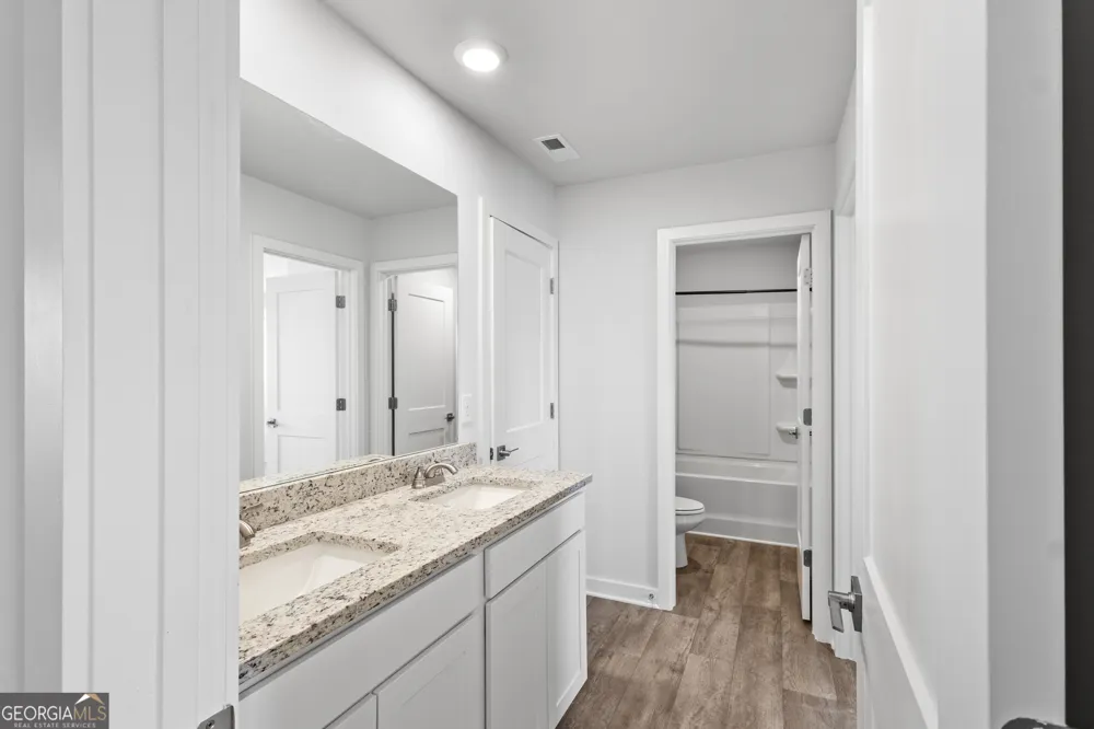 583 Overlook RD Covington, GA 30014