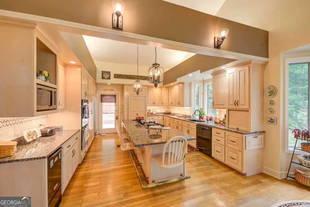 1289 Rainwater TRL Tiger, GA 30576
