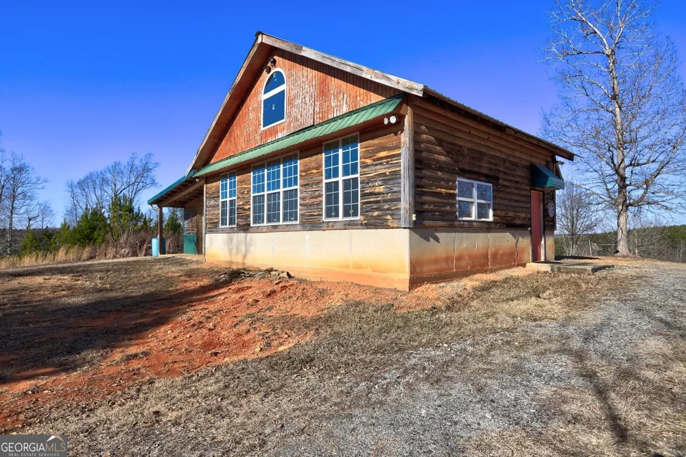 362 Brook RD Barnesville, GA 30204