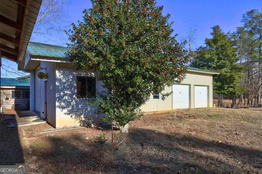 362 Brook RD Barnesville, GA 30204
