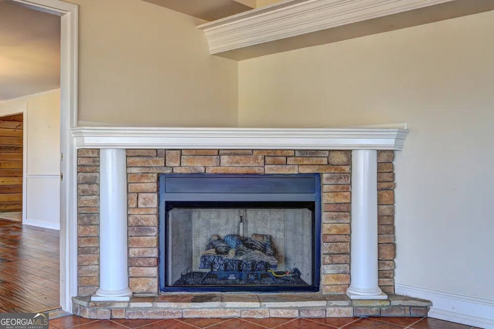 362 Brook RD Barnesville, GA 30204