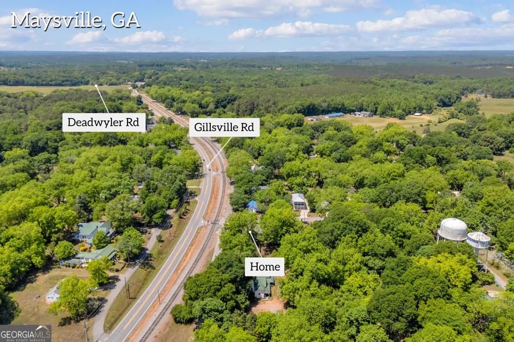 24 N Main ST Maysville, GA 30558