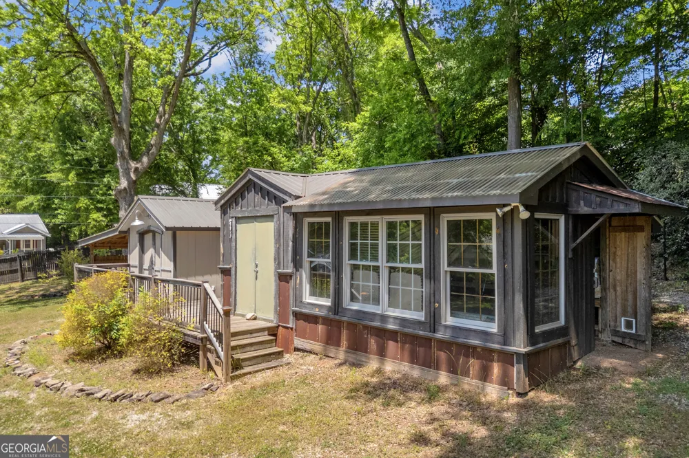 24 N Main ST Maysville, GA 30558