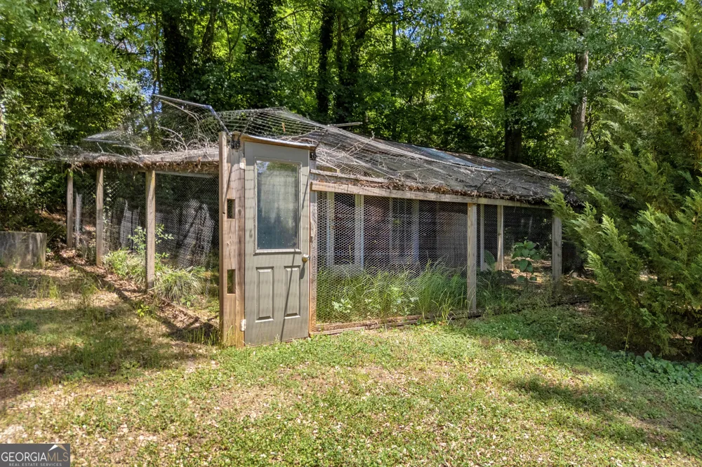 24 N Main ST Maysville, GA 30558