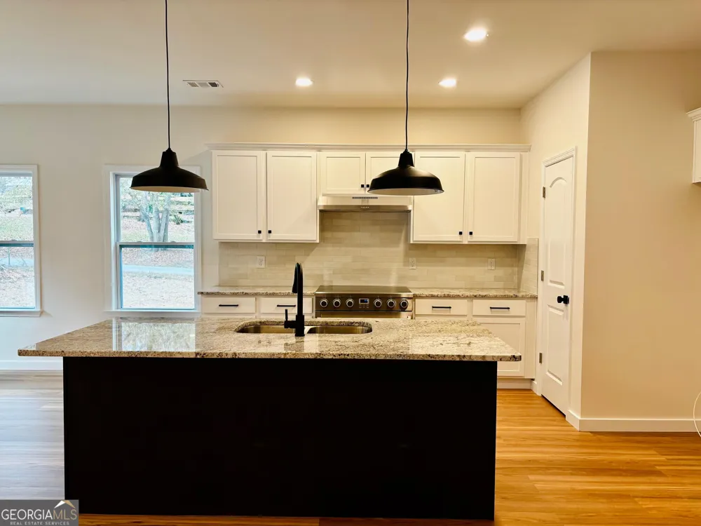 116 Valley View DR Maysville, GA 30558
